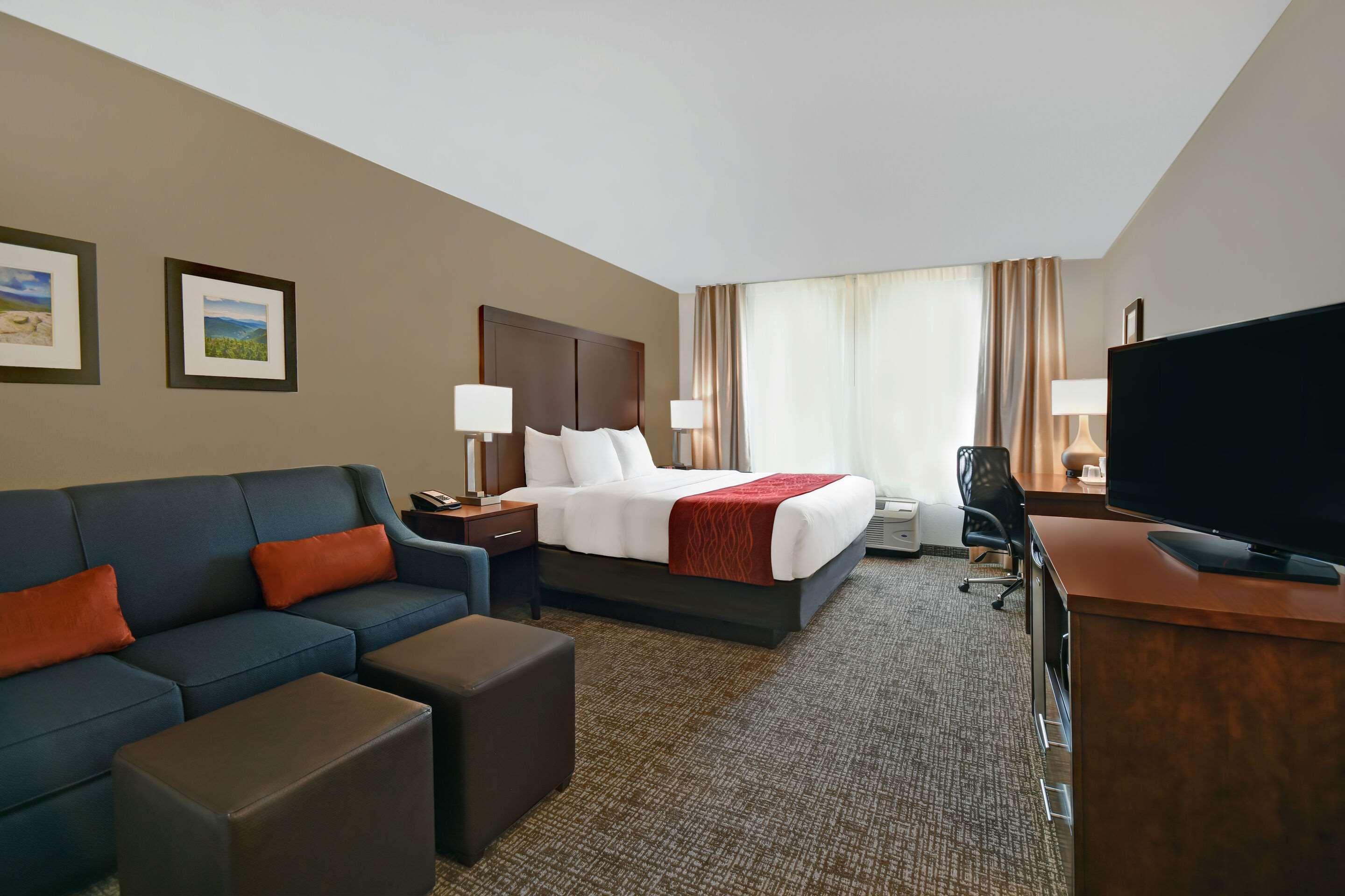 Comfort Inn & Suites Wilton Exteriör bild