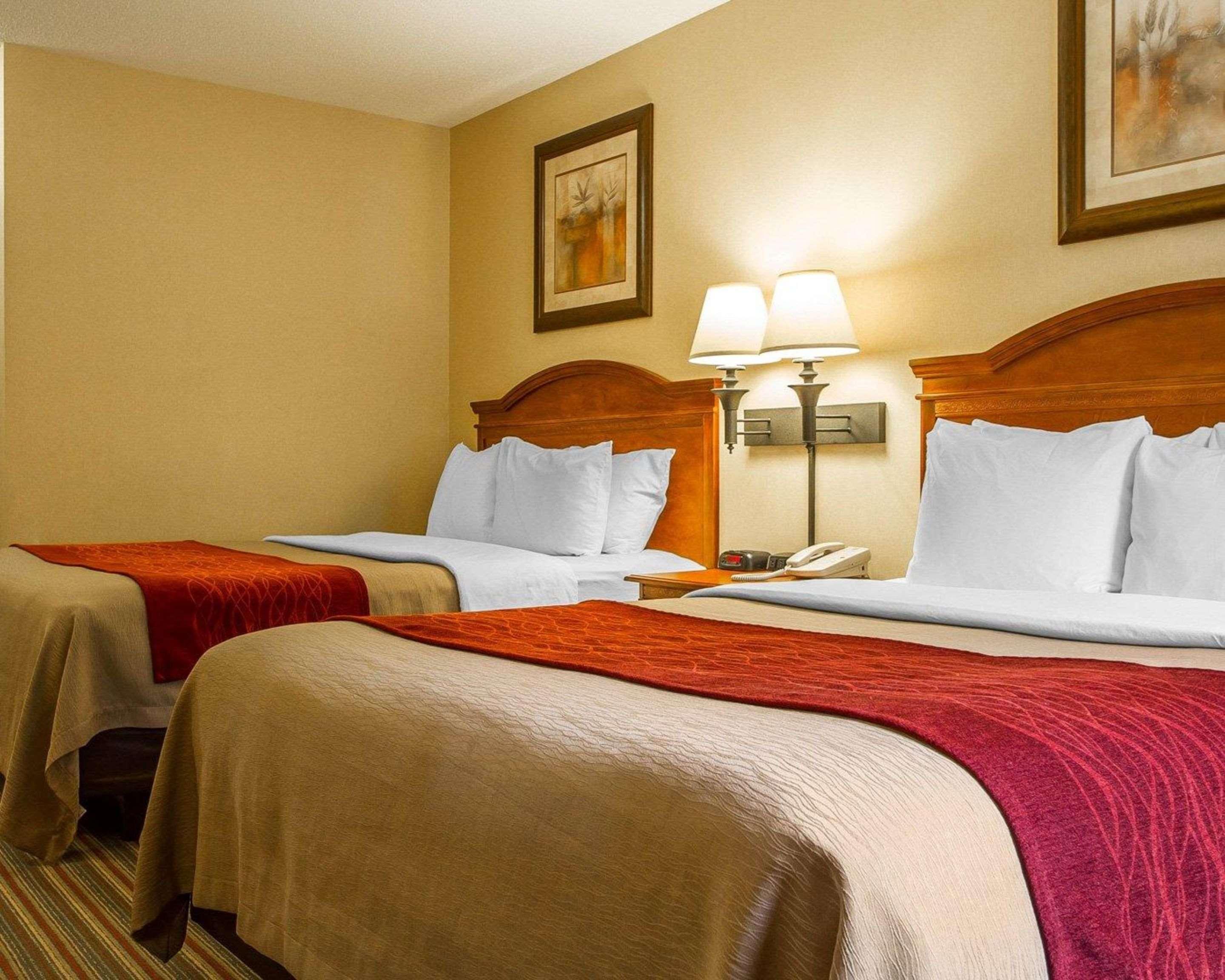 Comfort Inn & Suites Wilton Exteriör bild