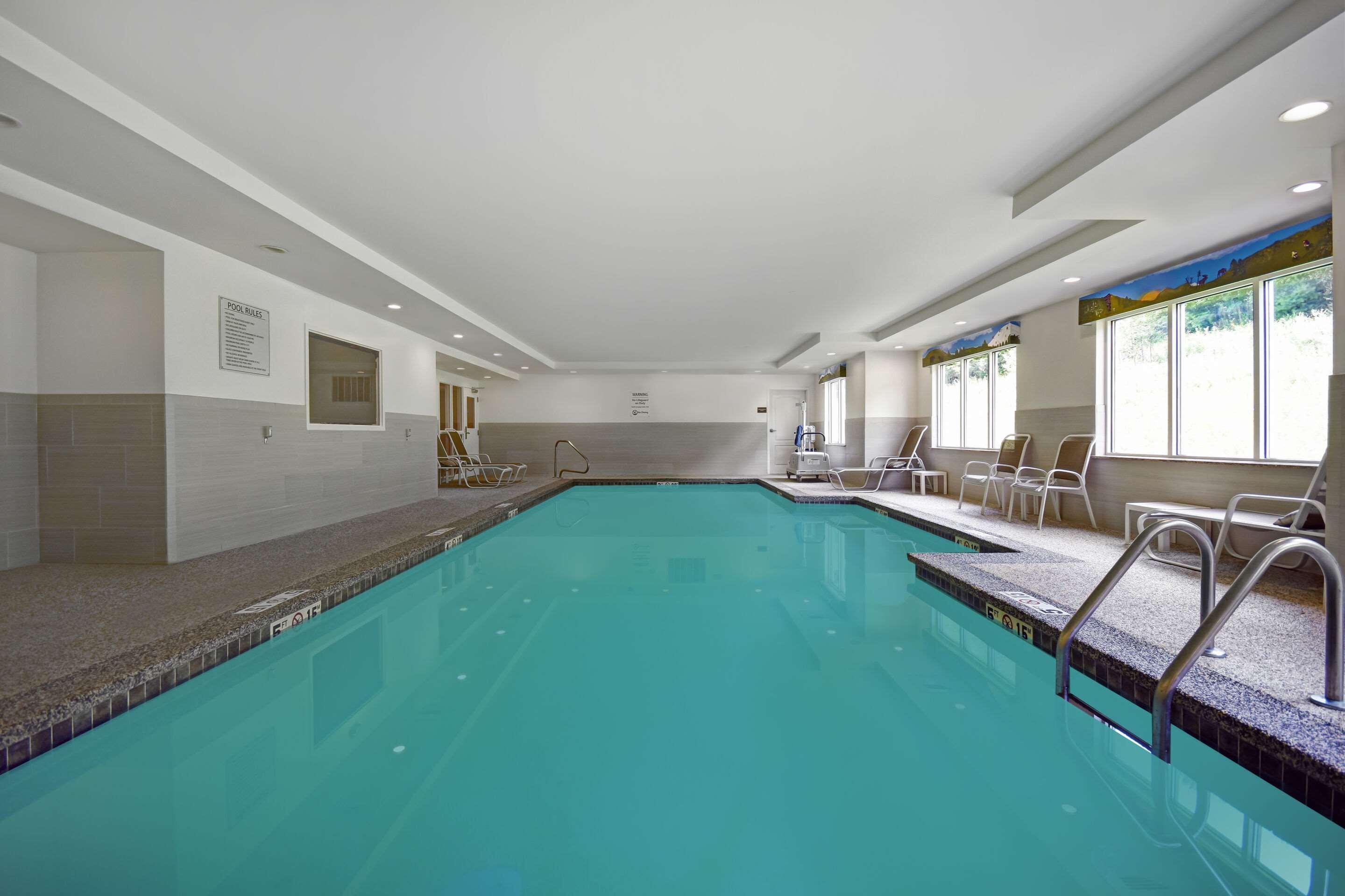 Comfort Inn & Suites Wilton Exteriör bild